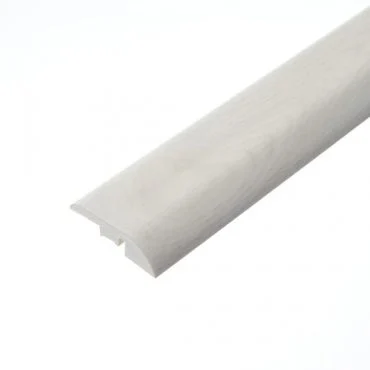 Bishops White Ramp Profile: An image of the Bishops White ramp profile. The piece features a bright white finish and is designed to facilitate a smooth transition between different floor heights, ensuring safety and aesthetics.