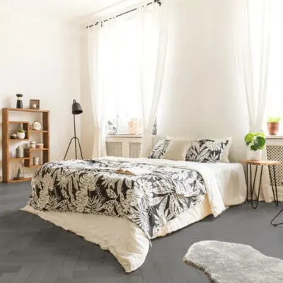 A detailed view of Windlesham Slate flooring, characterized by its cool grey tones and natural wood patterns. This versatile flooring provides a sleek, modern look while maintaining the warmth of wood.