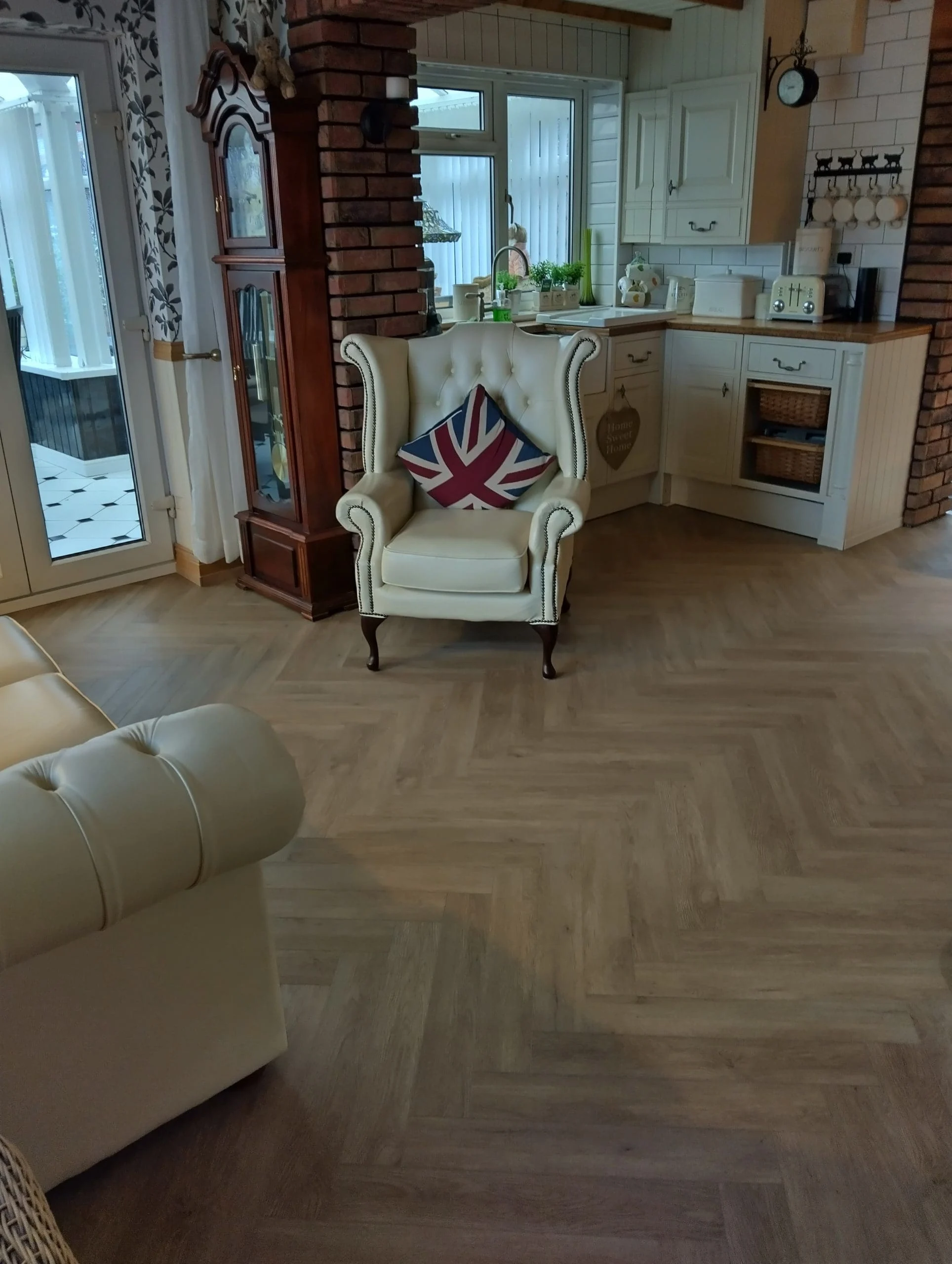 Parquet vinyl flooring